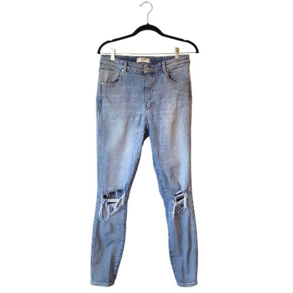 NEUW Light Wash Marilyn Torn Haze Skinny Jeans Size 32 - Picture 1 of 11
